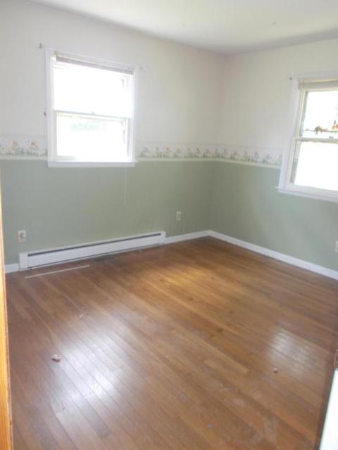 415 Monticello St, Circleville, OH 43113 photo 8