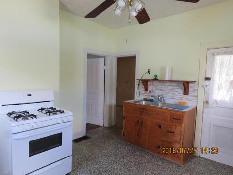826 E Front St, Logan, OH 43138 photo 7