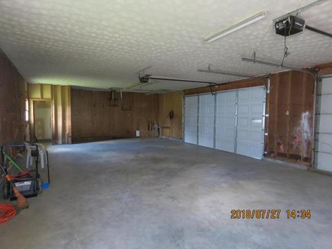 826 E Front St, Logan, OH 43138 photo 15