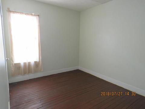 826 E Front St, Logan, OH 43138 photo 10