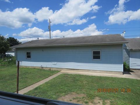 826 E Front St, Logan, OH 43138 photo 9