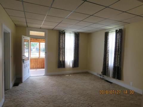 826 E Front St, Logan, OH 43138 photo 11