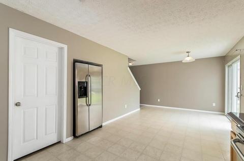 3002 E Powell Rd, Columbus, OH 43240 photo 11