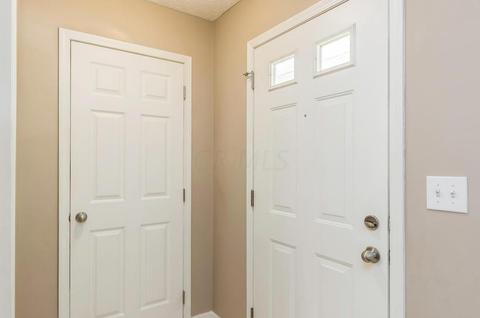 3002 E Powell Rd, Columbus, OH 43240 photo 4
