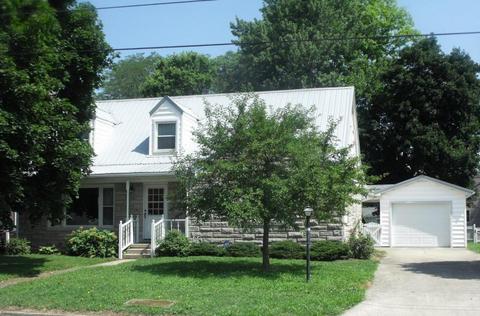 210 Linden Ln, Circleville, OH 43113 photo 1