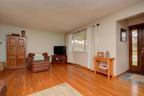 755 Patton St, Newark, OH 43055 photo 4