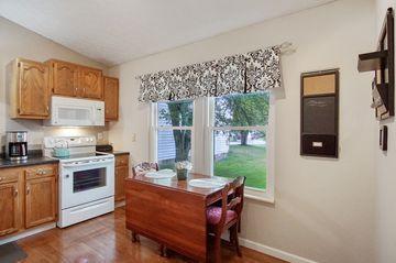 1811 Redcloud Dr, Powell, OH 43065 photo 4