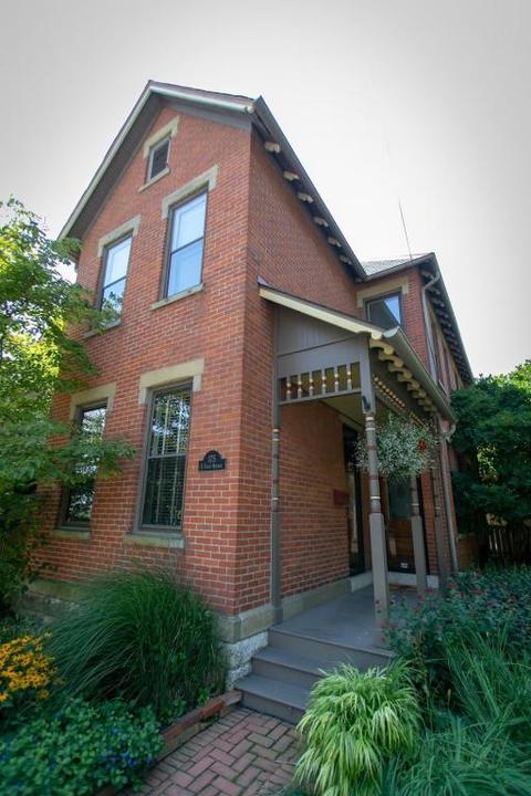 175 E 1st Ave, Columbus, OH 43201 photo 1