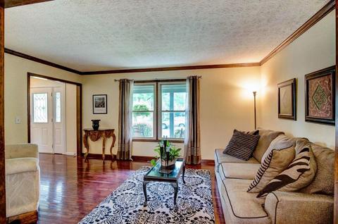 5400 Roscommon Rd, Dublin, OH 43017 photo 5