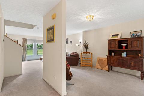 254 Stonemast Loop, Pataskala, OH 43062 photo 5