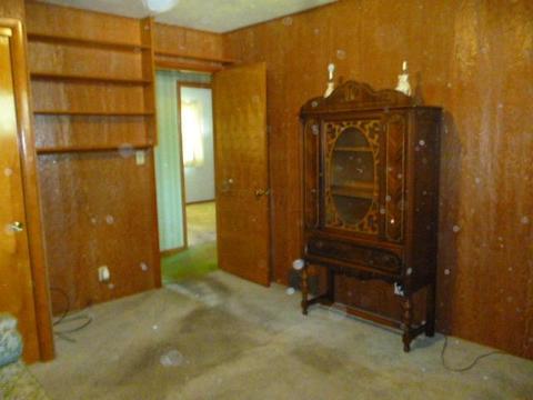 1045 Pierce Ave, Columbus, OH 43227 photo 20