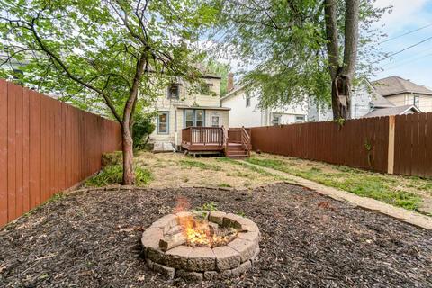 251 E Blake Ave, Columbus, OH 43202 photo 4
