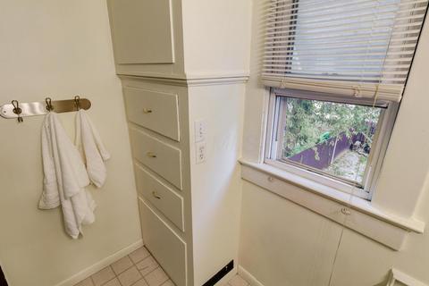 251 E Blake Ave, Columbus, OH 43202 photo 20