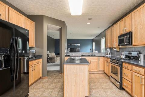 1069 Mccoy Dr, Pataskala, OH 43062 photo 7