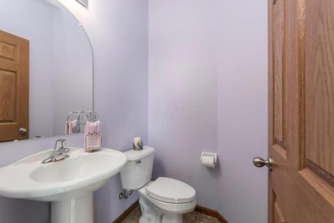 1069 Mccoy Dr, Pataskala, OH 43062 photo 13