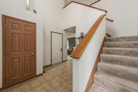 1069 Mccoy Dr, Pataskala, OH 43062 photo 3