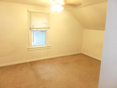 164 E William St, Delaware, OH 43015 photo 9