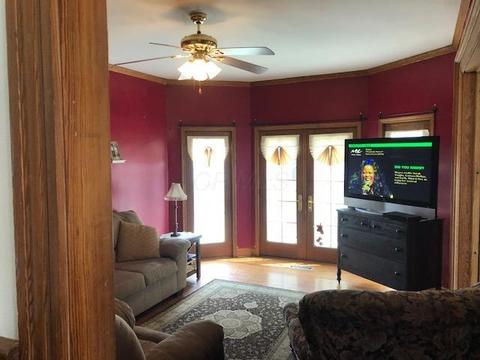 120 E Mill St, Circleville, OH 43113 photo 5