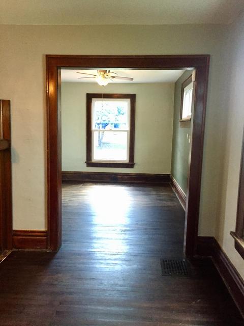 398 E Markison Ave, Columbus, OH 43207 photo 5