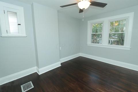 85 E Pacemont Rd, Columbus, OH 43202 photo 24