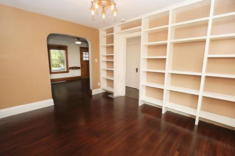 85 E Pacemont Rd, Columbus, OH 43202 photo 14