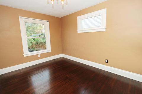85 E Pacemont Rd, Columbus, OH 43202 photo 13
