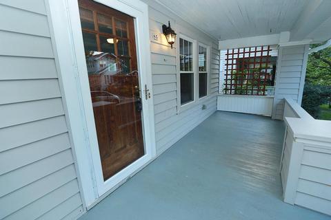85 E Pacemont Rd, Columbus, OH 43202 photo 6