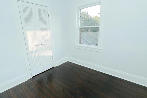 85 E Pacemont Rd, Columbus, OH 43202 photo 29