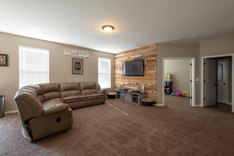 579 Rolling Acre Dr, Lithopolis, OH 43136 photo 15
