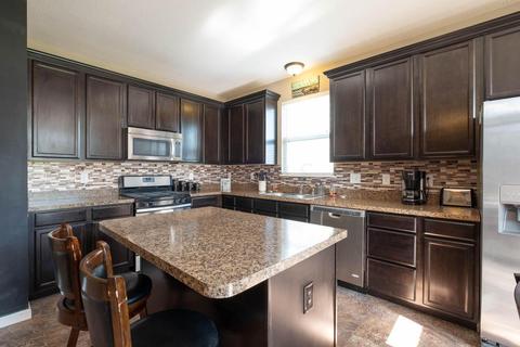 579 Rolling Acre Dr, Lithopolis, OH 43136 photo 7