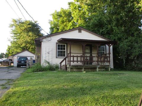 14 Maple St, Delaware, OH 43015 photo 2