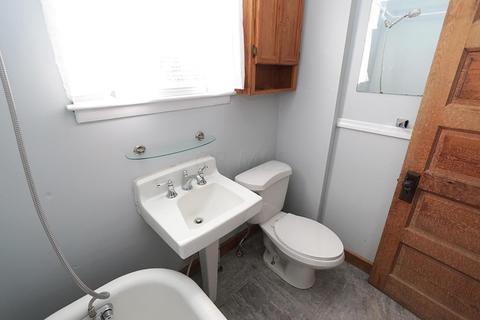 187 E Blake Ave, Columbus, OH 43202 photo 20