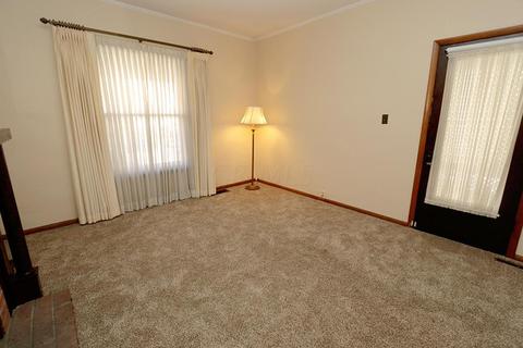 187 E Blake Ave, Columbus, OH 43202 photo 4