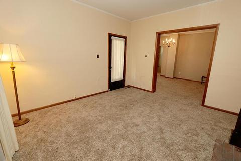 187 E Blake Ave, Columbus, OH 43202 photo 5