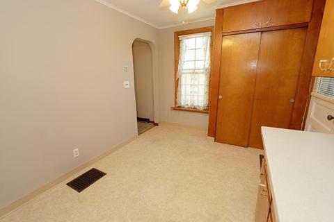 187 E Blake Ave, Columbus, OH 43202 photo 12