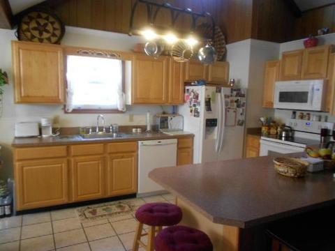 20372 Catherine Blvd, Circleville, OH 43113 photo 2