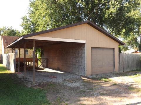 656 E Main St, Logan, OH 43138 photo 3
