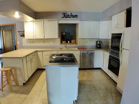 474 E Main St, Logan, OH 43138 photo 10
