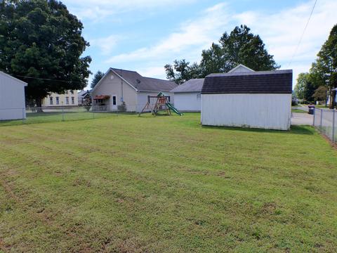 474 E Main St, Logan, OH 43138 photo 7