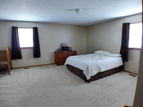 474 E Main St, Logan, OH 43138 photo 27