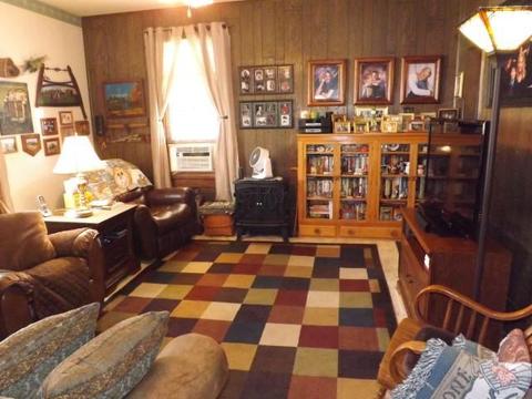 726 E 2nd St, Logan, OH 43138 photo 6