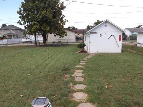 726 E 2nd St, Logan, OH 43138 photo 4