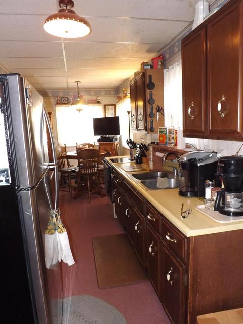726 E 2nd St, Logan, OH 43138 photo 8