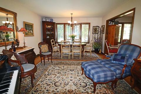 4249 Castleton Rd, Columbus, OH 43220 photo 9