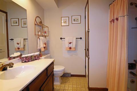 4249 Castleton Rd, Columbus, OH 43220 photo 28