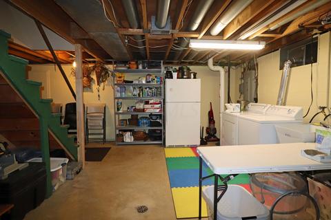 4249 Castleton Rd, Columbus, OH 43220 photo 33
