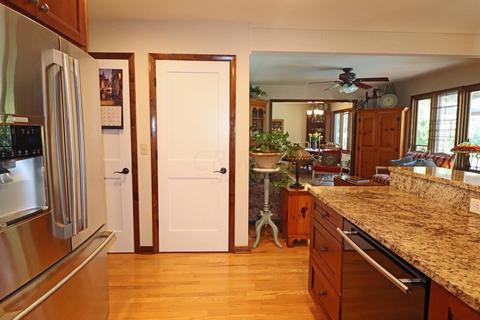 4249 Castleton Rd, Columbus, OH 43220 photo 12