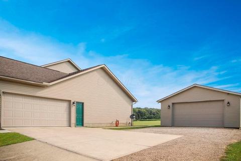 5887 S Fork Rd, Heath, OH 43056 photo 6