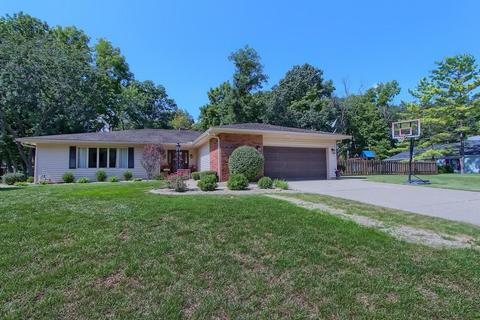 675 Hawthorne Dr, Circleville, OH 43113 photo 2