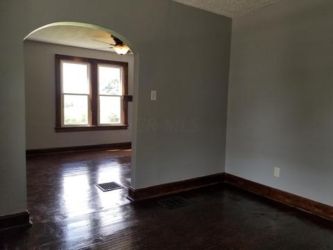 518 E Moler St, Columbus, OH 43207 photo 7
